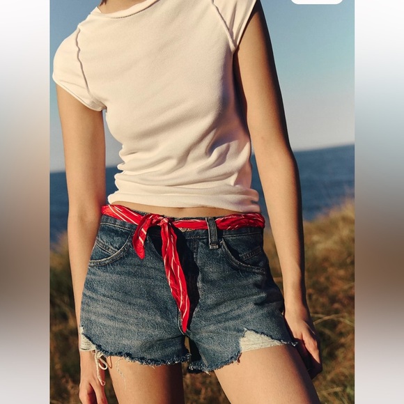 We The Free Light Blue Distressed Jean Shorts - Picture 1 of 5